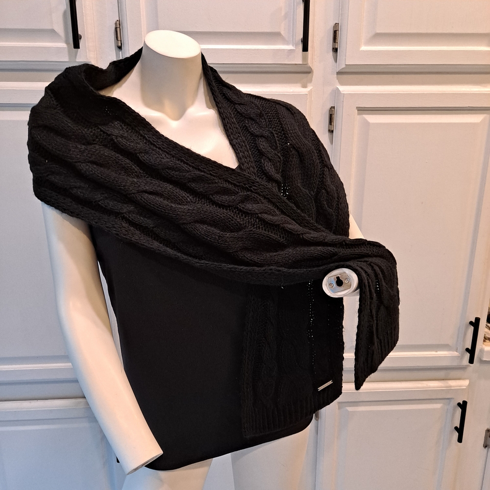 Michael Kors Unisex Black Cable Knit Scarf